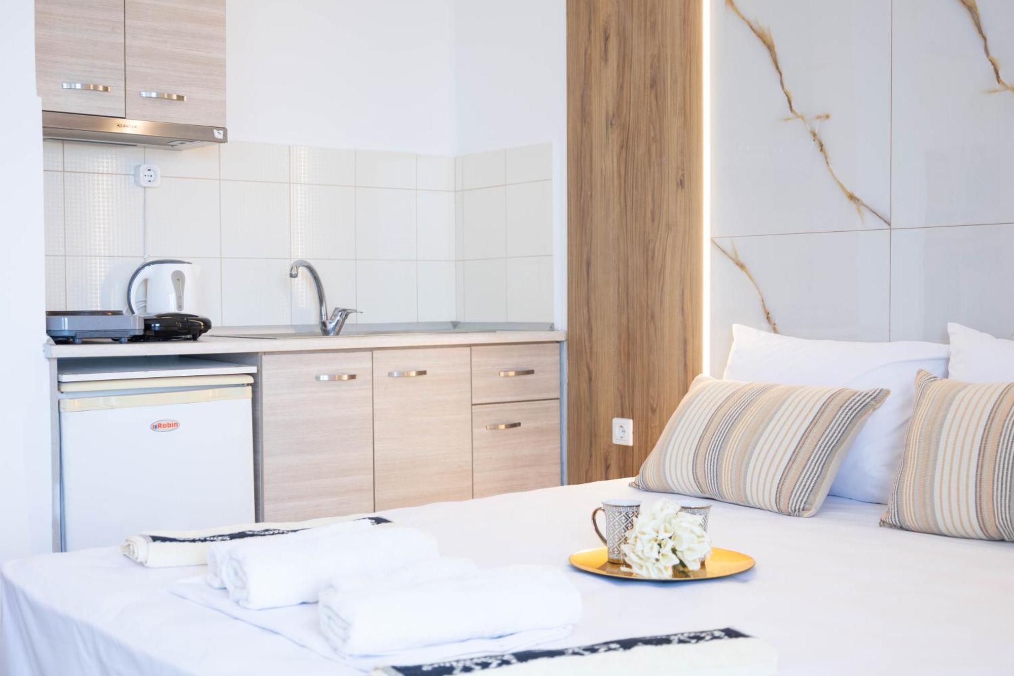 Hotel12 렙토카리아 외부 사진